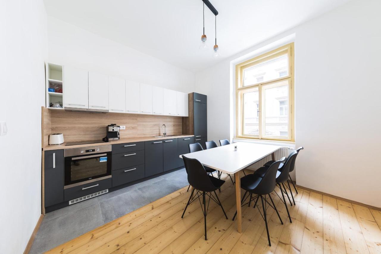 Boheme Apartment Prague Three Экстерьер фото