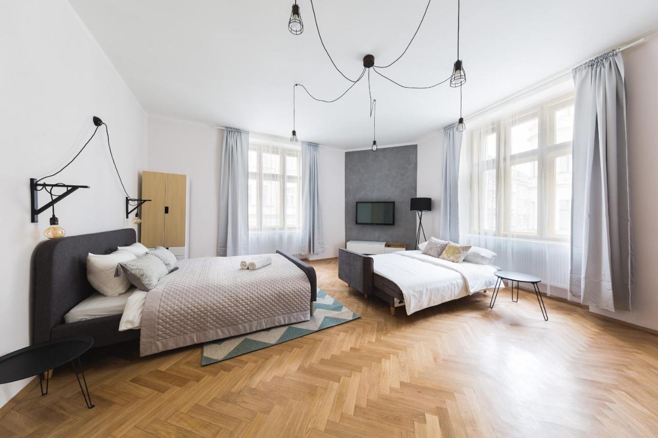 Boheme Apartment Prague Three Экстерьер фото